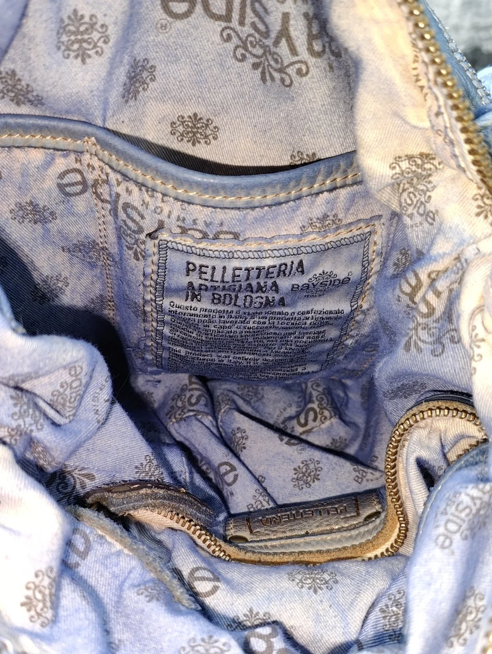 Lusher Ginevra Bayside 84 Distressed Leather Hobo